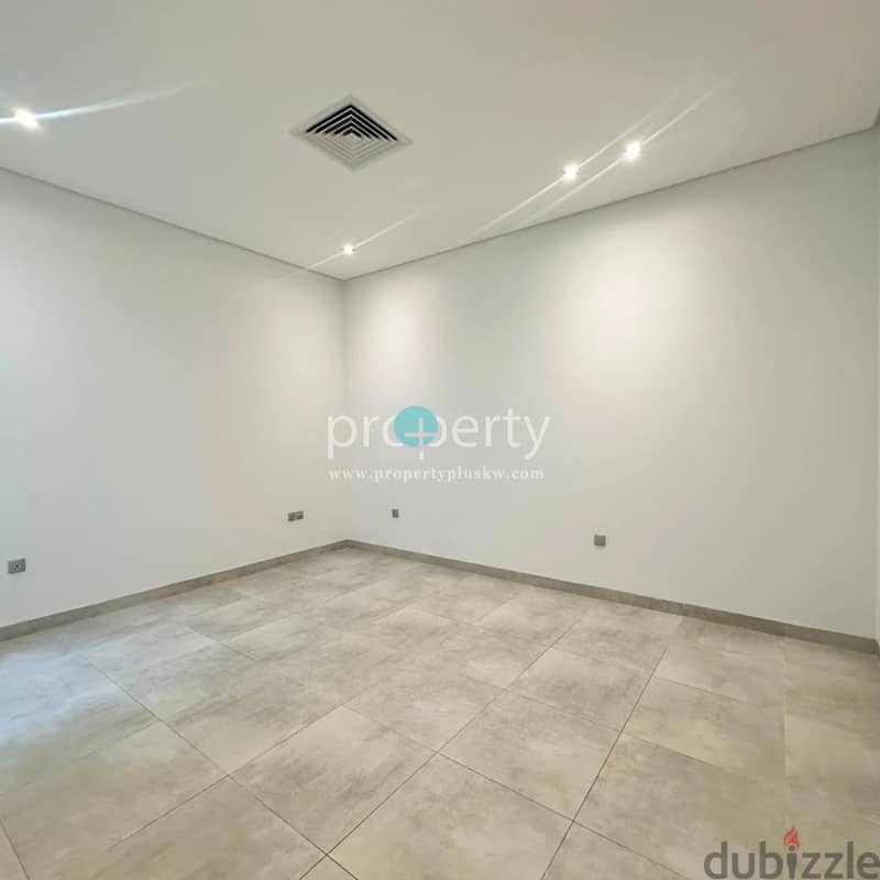 Three Master bedroom floor for rent in Rawda, Kuwait City 12