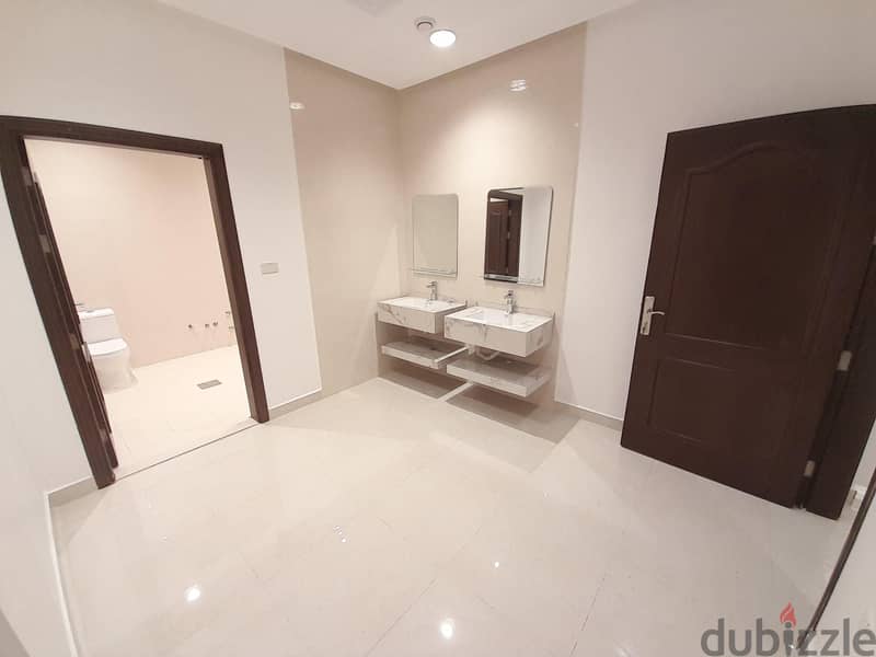 Private Villa Brand New 5 Floors Modern Finishing 7
