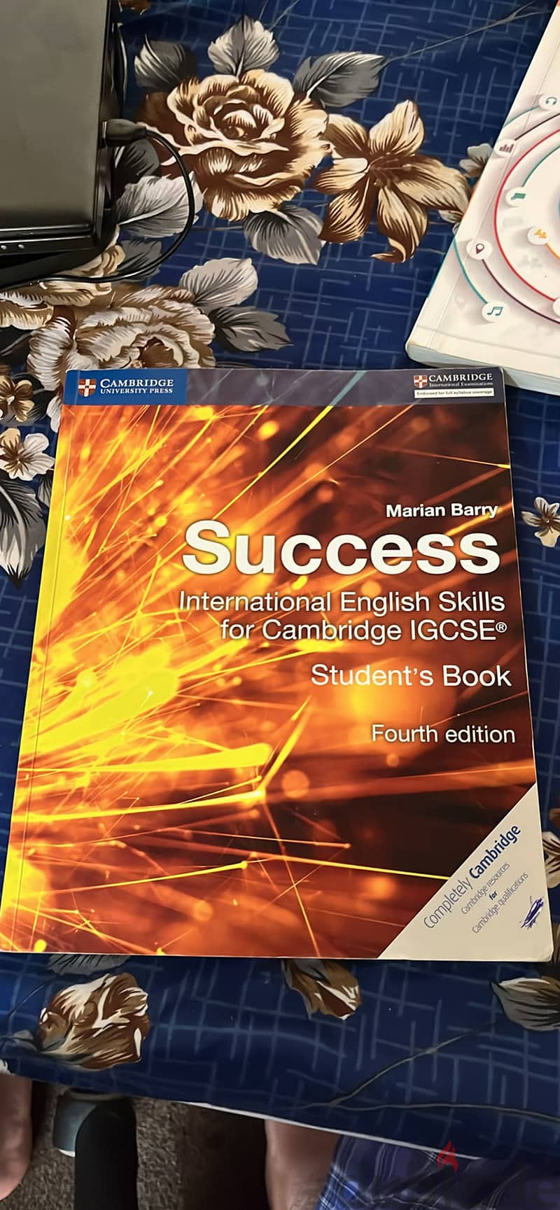Igcse cambridge book set no math and physics 4