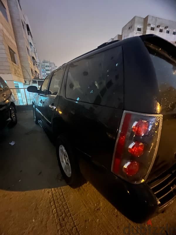 Chevrolet Tahoe 2010  ( Quick sell , travelling) 7