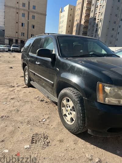 Chevrolet Tahoe 2010  ( Quick sell , travelling)