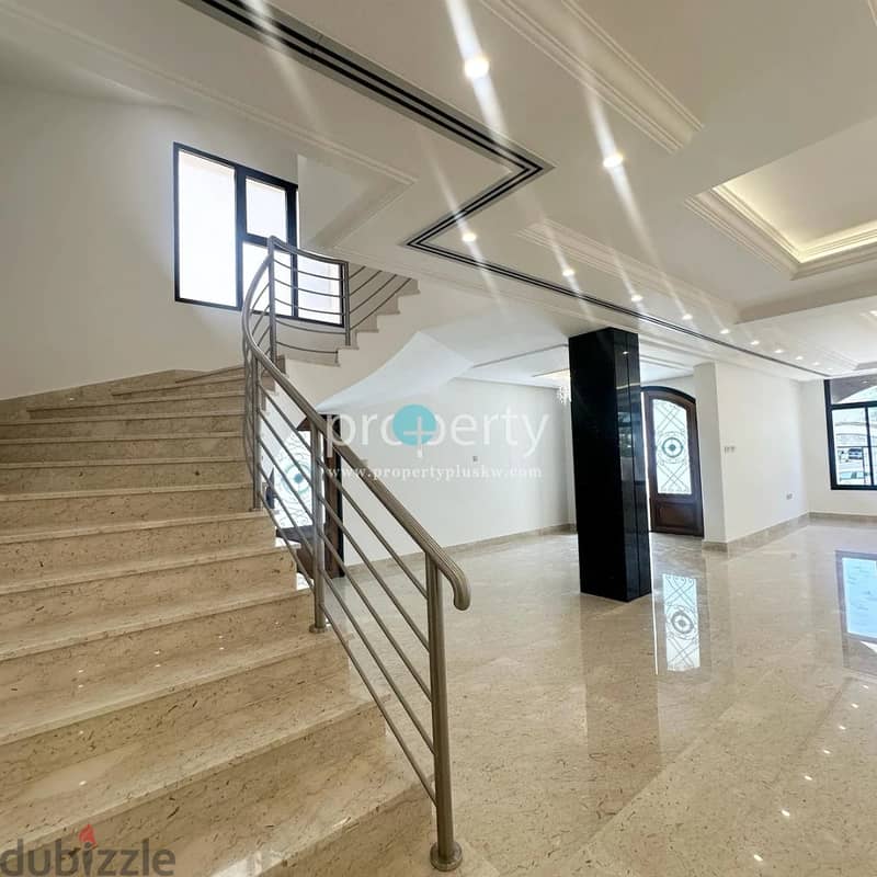 Renovated villa for rent in Nuzha,Kuwait City 6