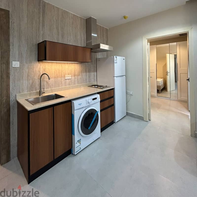 Brand new, fully furnished apartment with a balcony for rent in Salmiy 2