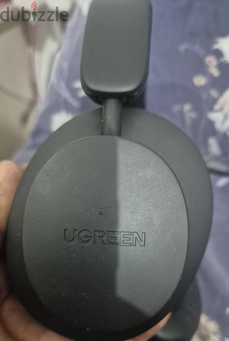 U Green overhead headphone available excellent working condition 2