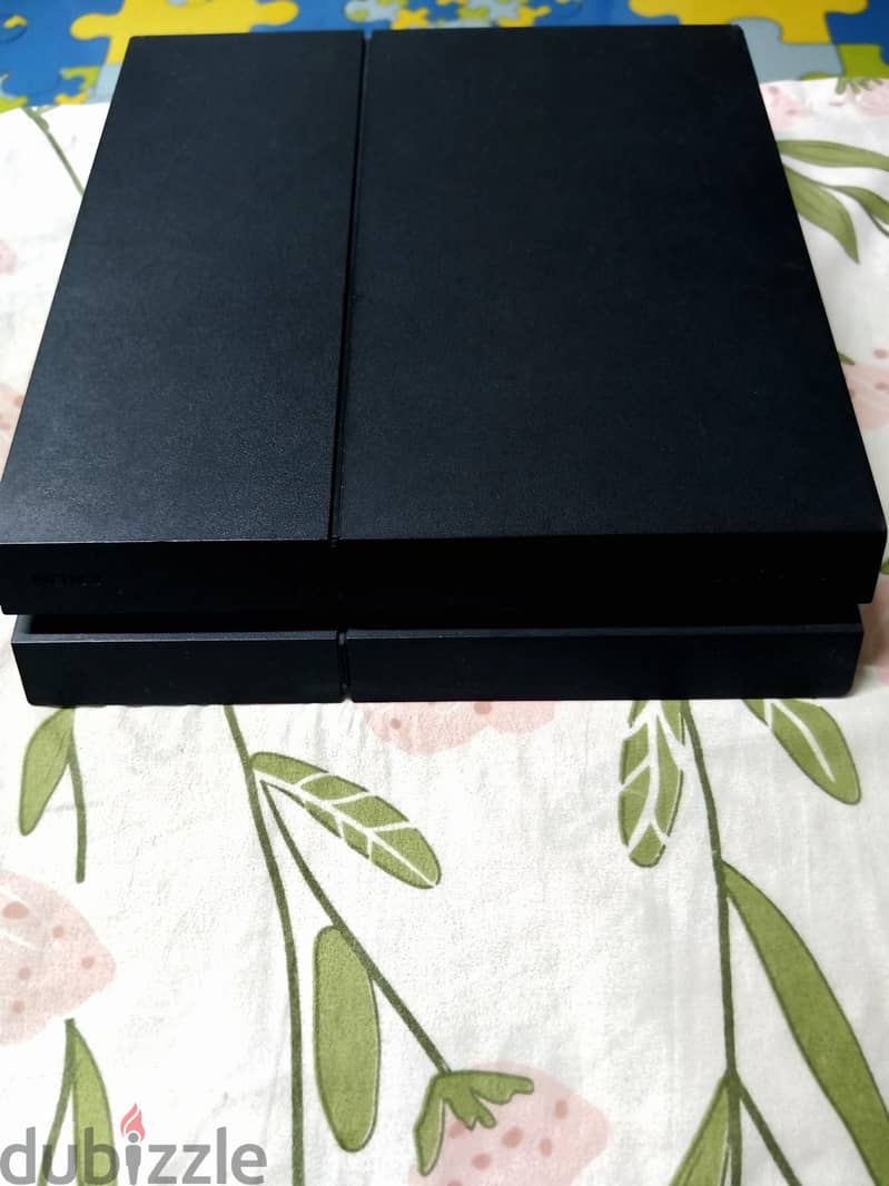 GREAT DEAL!!! PS4 Console with Game and in Great Condition 1