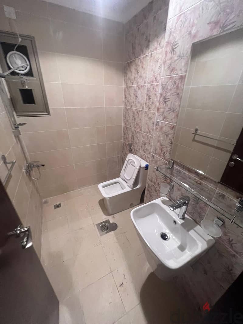 Salmiya - Brand New Deluxe 1 BR Apartment 3