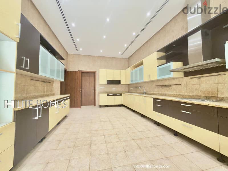Spacious villa for rent in Jabriya 8