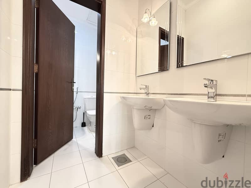 Abu Al Hasania - Great Big Floor 3 master bedrooms with Balconies 9