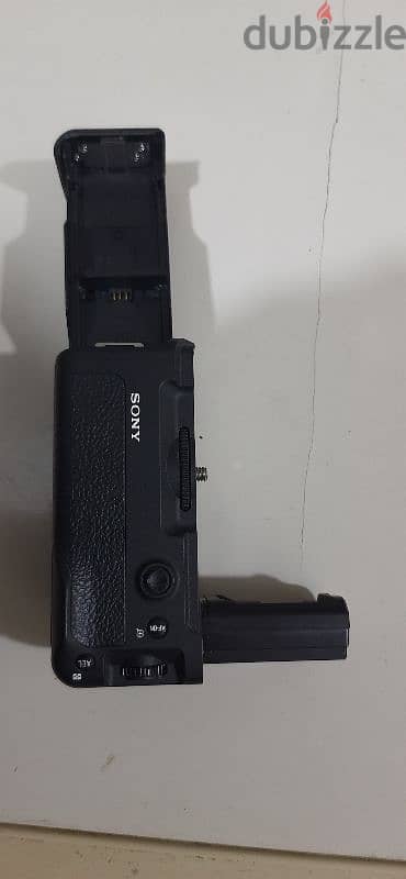 Sony Vertical Battery Grip 5