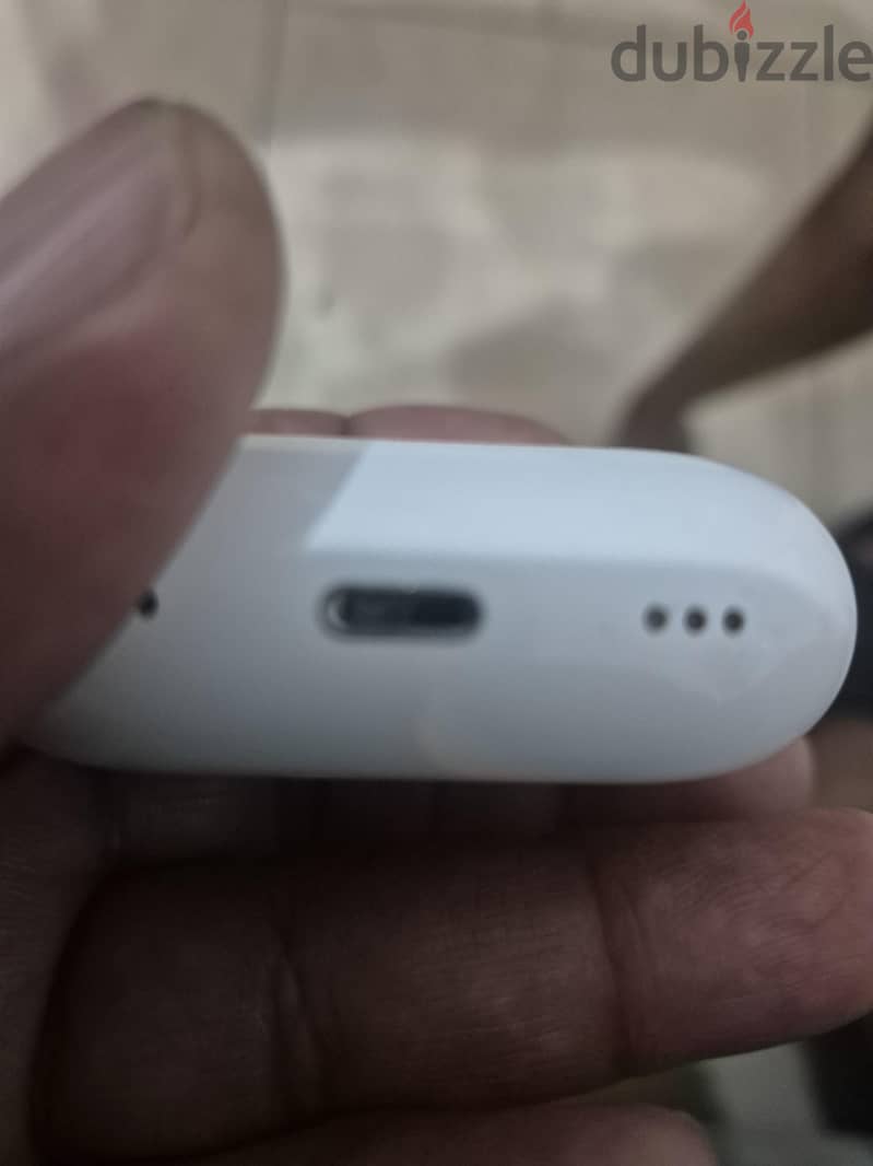 Apple Airpod pro 2 good working condition 1