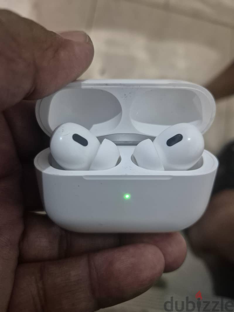 Apple Airpod pro 2 good working condition 5
