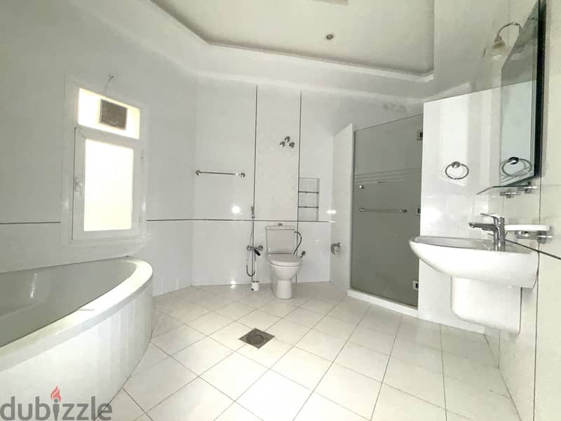 Abu Al Hasania - Great Big Floor With Balconies 6