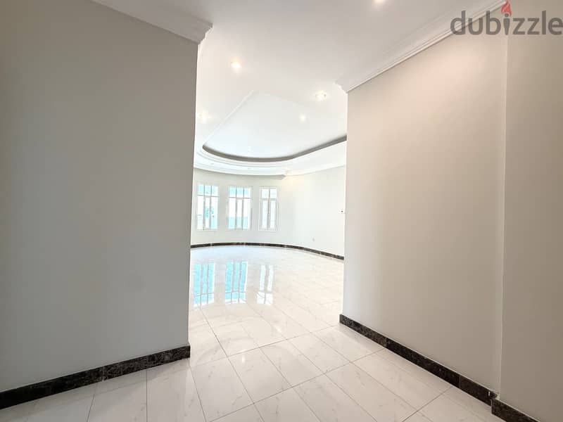 Abu Al Hasania - Great Big Floor With Balconies 8
