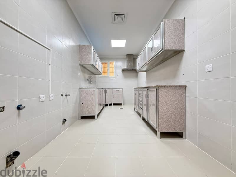 Salwa - Nice 3 Bedrooms Apartment With Balcony 2