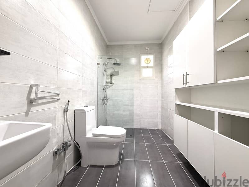 Salwa - Nice 3 Bedrooms Apartment With Balcony 4