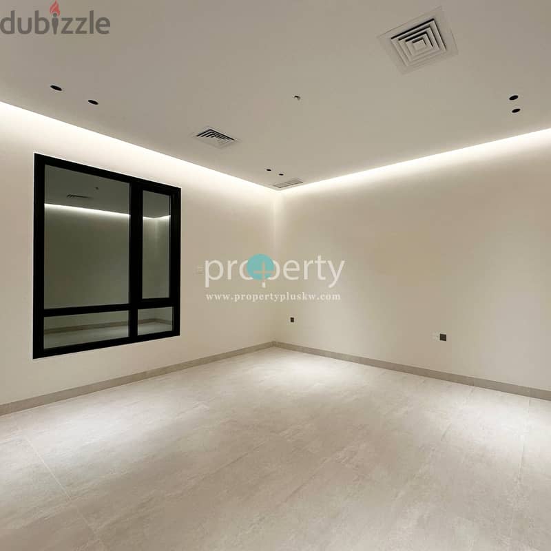 Brand new 4 Bedroom floor for rent in Bayan 1