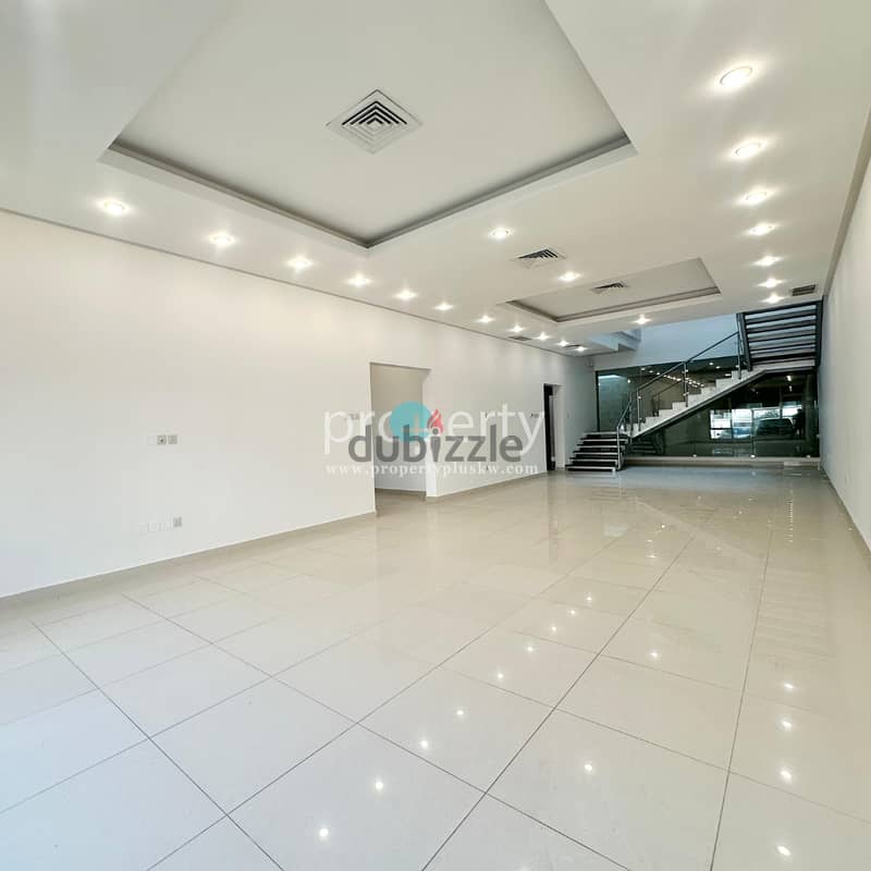 Spacious Triplex with Pool for Rent in Zahra 6