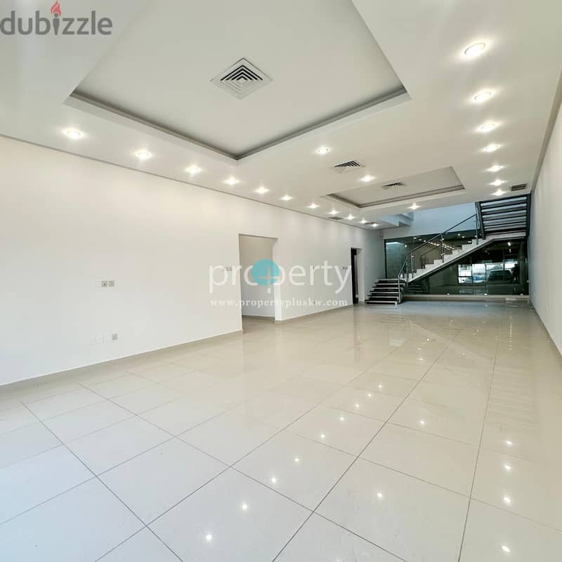 Spacious Triplex with Pool for Rent in Zahra 6