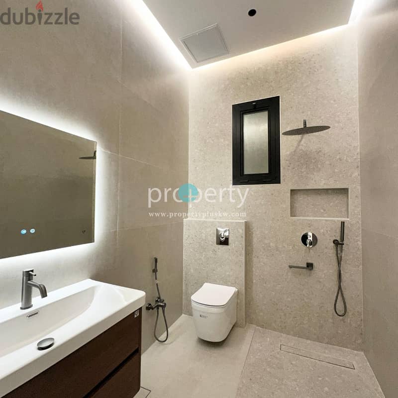 Brand new 4 Bedroom floor for rent in Bayan 5