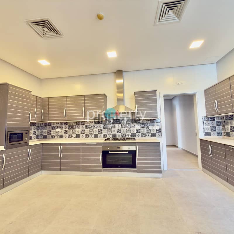 Five bedroom Villa for rent in Al Salam 6