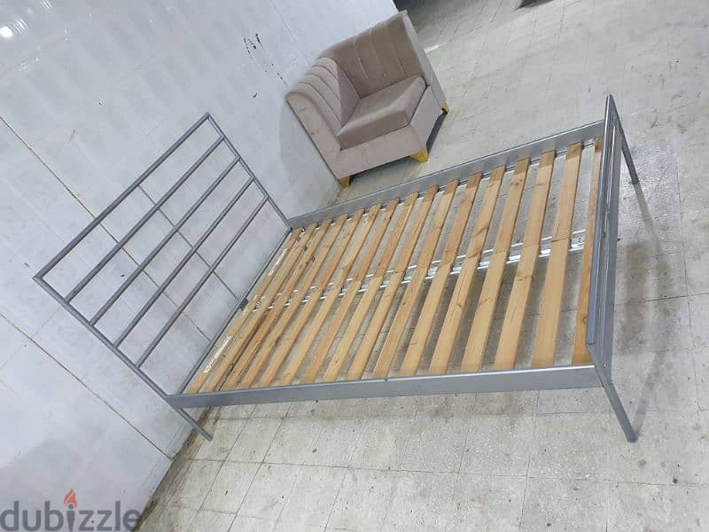 Ikea Queen bed - 140x200 cm 1