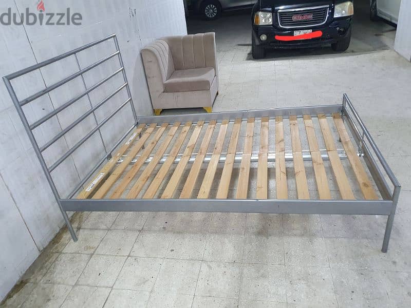 Ikea Queen bed - 140x200 cm 3