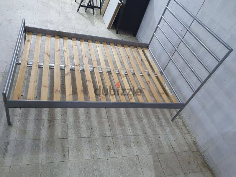 Ikea Queen bed - 140x200 cm 4