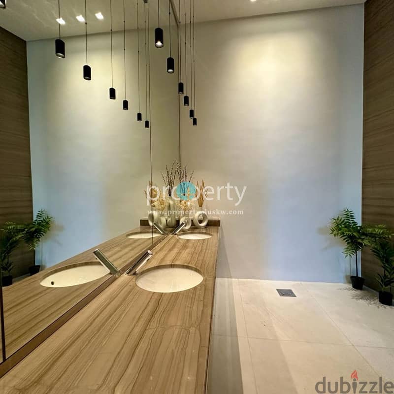 VVIP Spacious 6 bedrooms villa rent in salwa 4