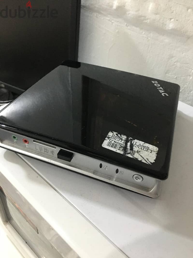 Mini PC 4GB 500G ( Intel(R) Atom 1.80GHZ) 8
