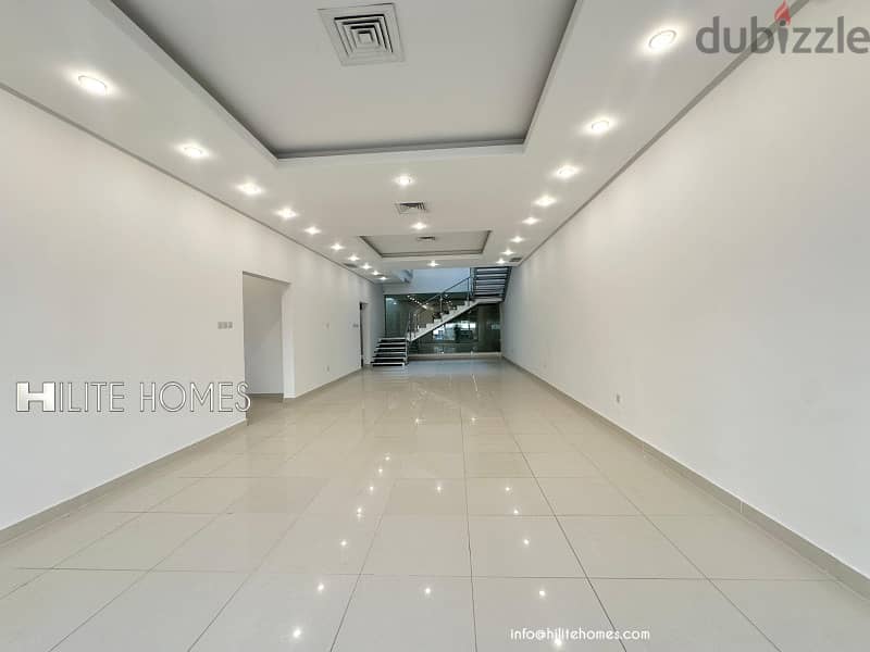 Triplex with Pool for rent in Zahara 10