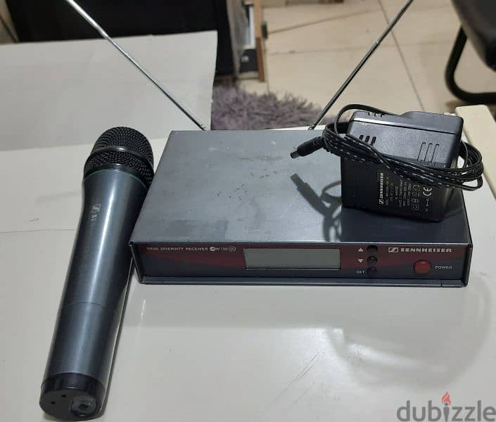 Sennheiser wireless microphone 3