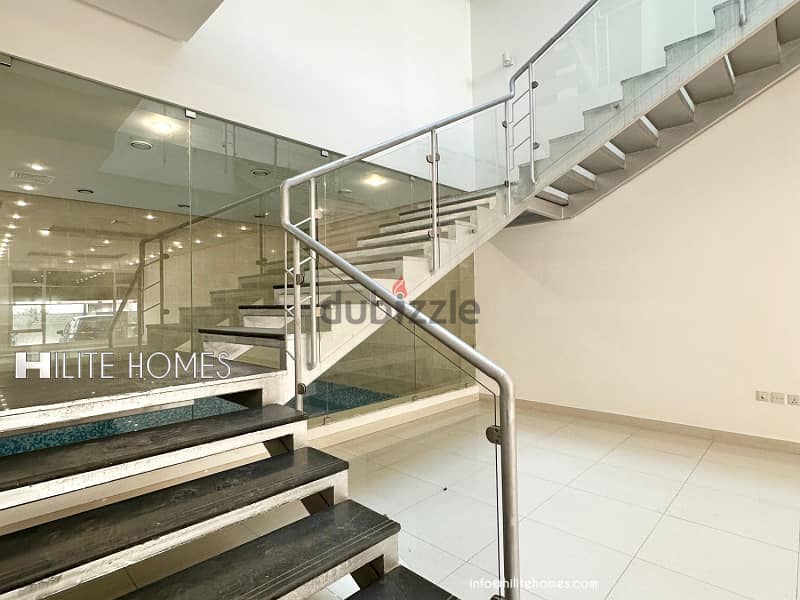 Triplex with Pool for rent in Zahara 9