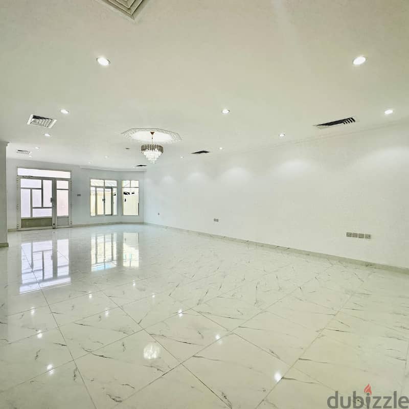 5 bedroom villa for rent in Salwa, Kuwait 9