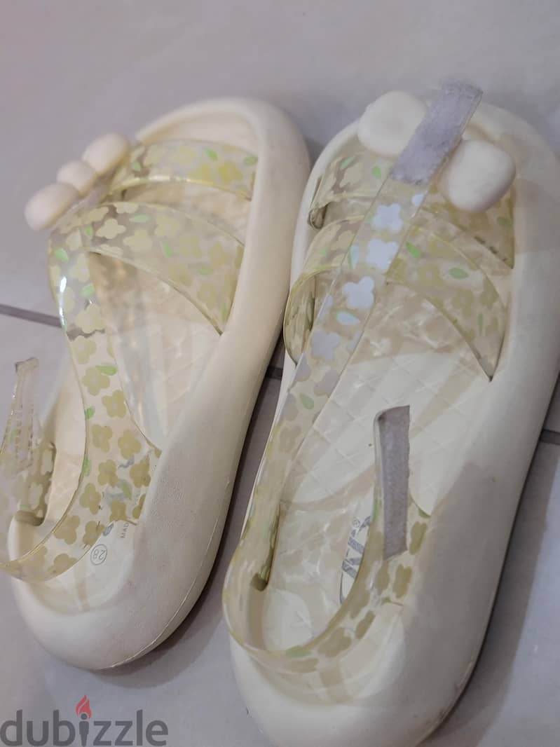 kids shoe 1