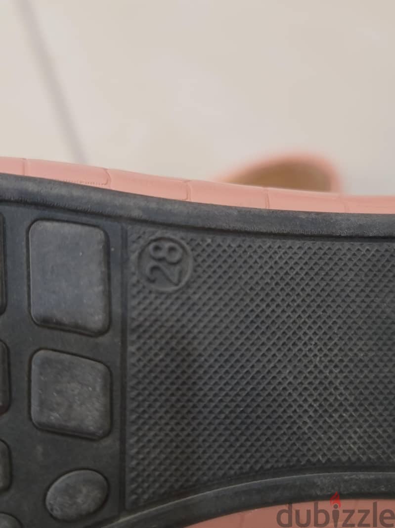 kids shoe 7
