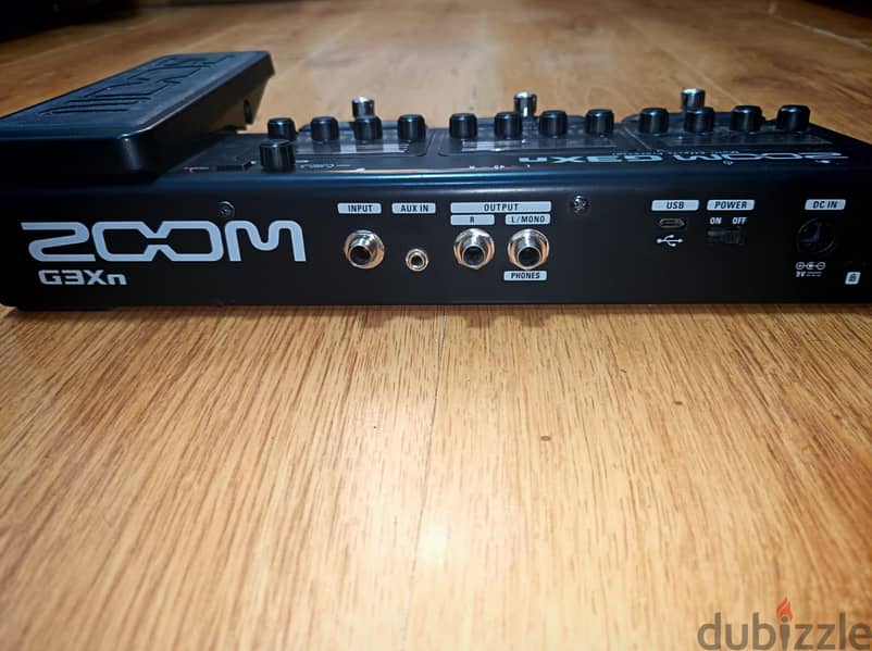 Zoom g3xn multi effects proccecor with mini pedal 1