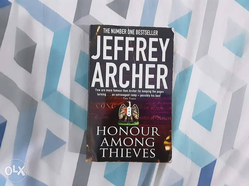 Jeffery archer honour among thieves 0