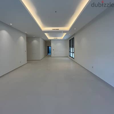 Semi-furnished villa for rent in Al Shaab Al Bahri