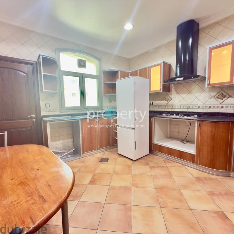Spacious 3 apartment with view for rent in Salmiya 11