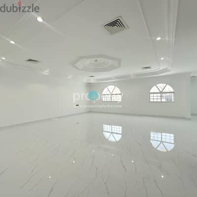 Spacious Renovated Villa rent in Qortuba