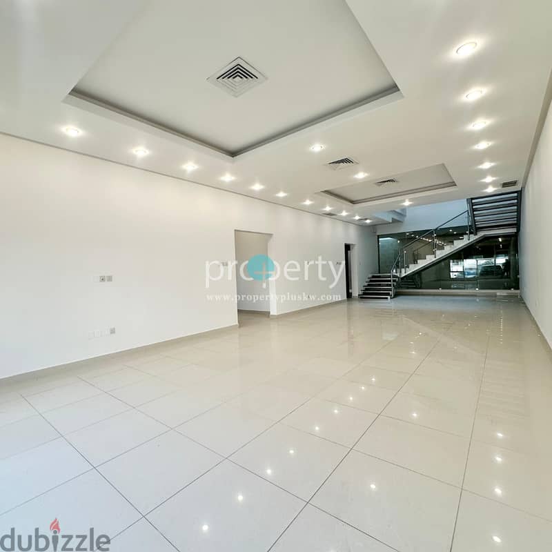 Spacious Triplex with Pool for Rent in Zahra 6