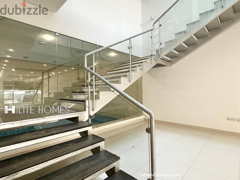 Triplex with Pool for rent in Zahara 9
