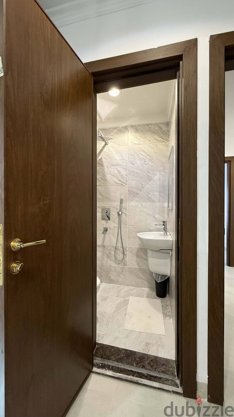 Well Furnished 2 Bedroom Apartment in Salmiya, Kuwait 8