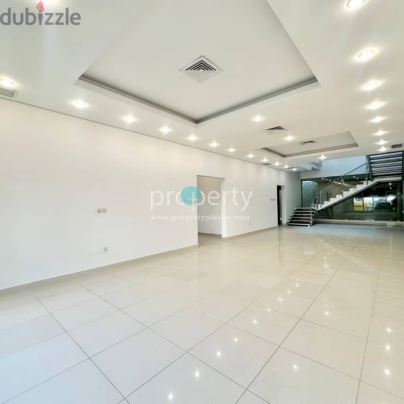 Spacious Triplex with Pool for Rent in Zahra 8