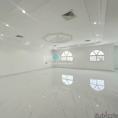 Spacious Renovated Villa rent in Qortuba