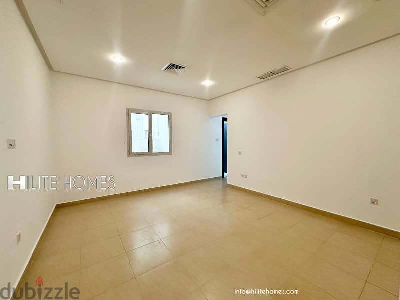 Triplex with Pool for rent in Zahara 1
