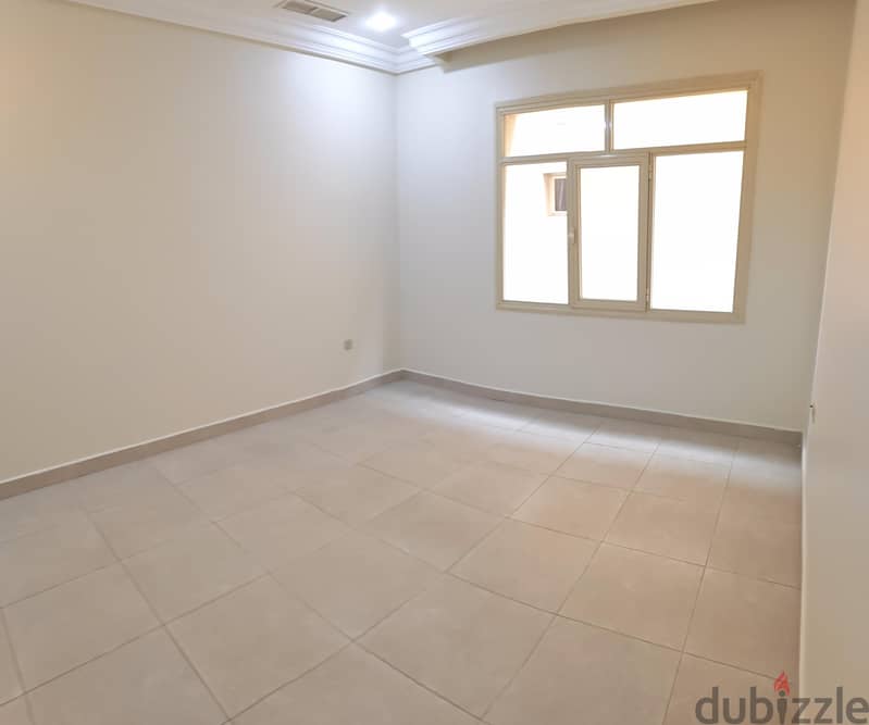 very nice big villa floor in Mangaf 3