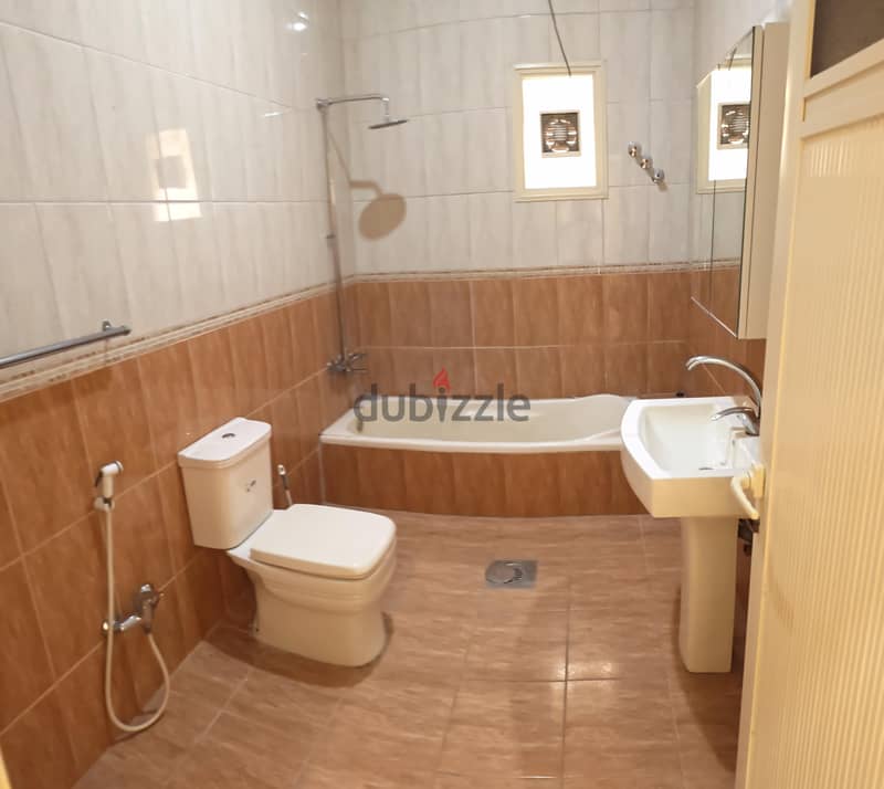 very nice big villa floor in Mangaf 6