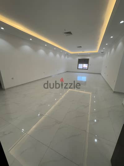 للإيجار دور في مشرف ٥ غرف منهم ٣ ماستر