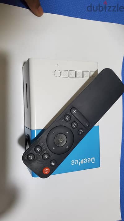 deeplee mini Lcd projector